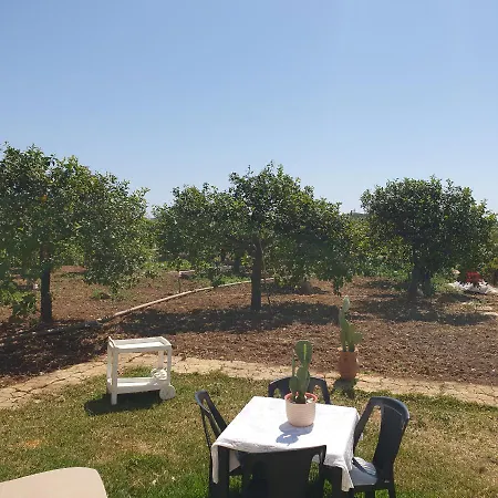 Villetta Immersa Nell'agrumeto Lido di Noto